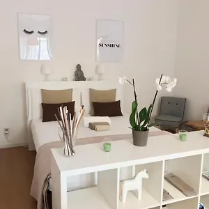Center White Italia